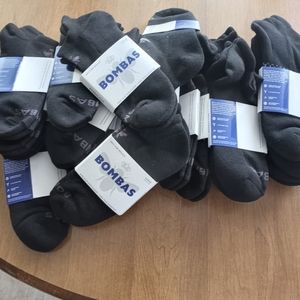 27 pairs Bombas Black Large Socks